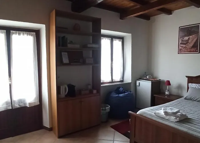 La Luna Nel Pozzo Pensión 3*